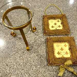 HOST PICK*******Gold decor